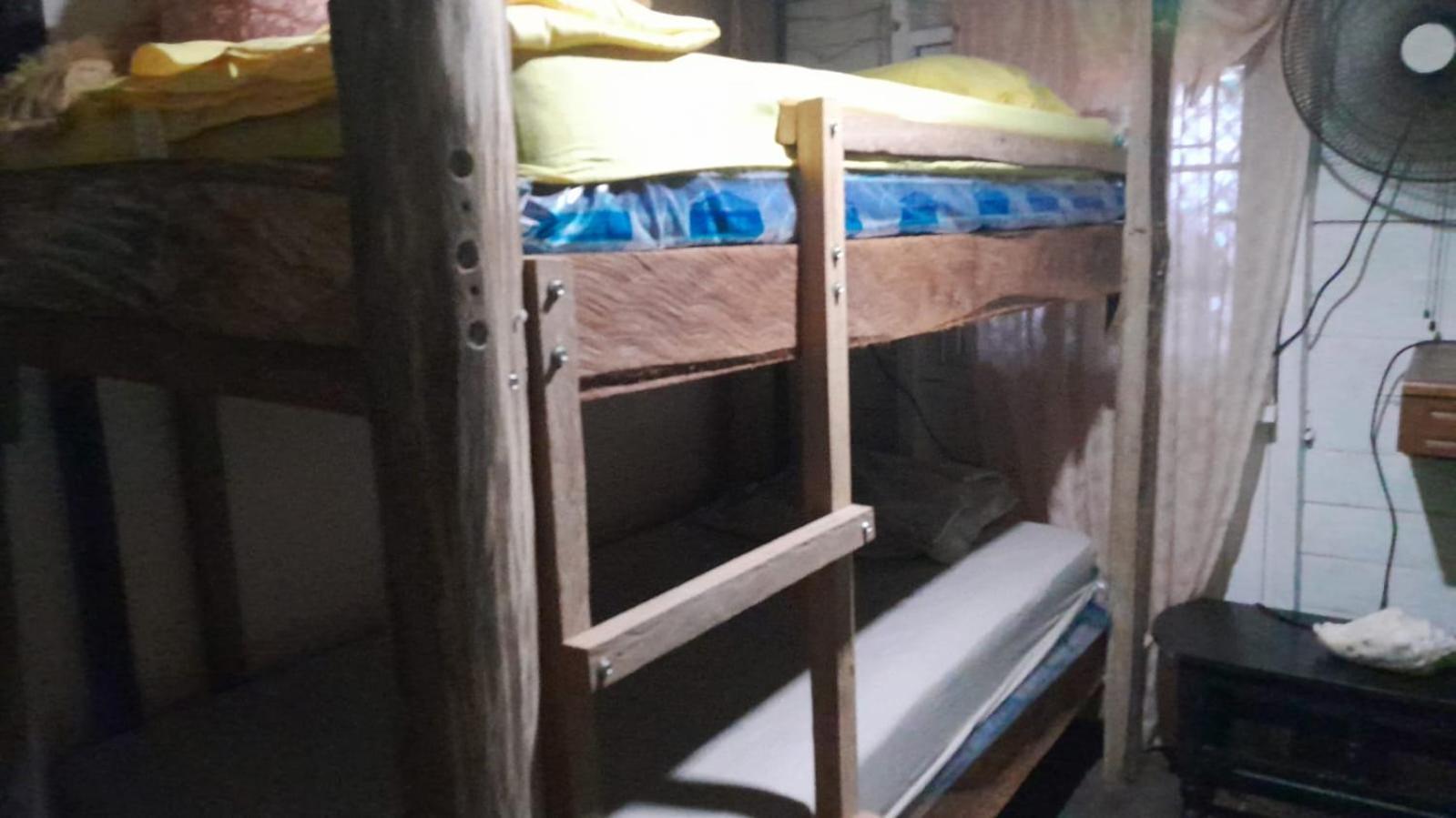 Hostal Cafe Axel Bocas del Toro Buitenkant foto